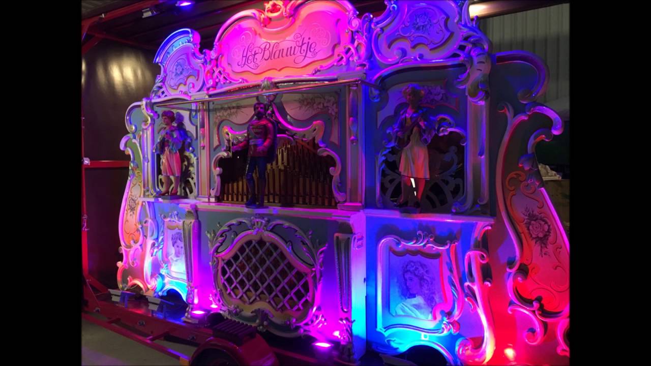 Draaiorgel Het Blauwtje plays Hiddo van Os' Oktober Medley's