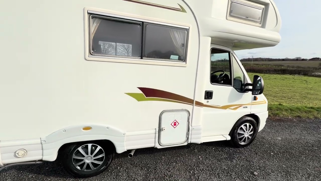 Autocruise vista only 16ft long aka the tardis! 4 berth for sale @sellmymotorhomeuk.com £14995