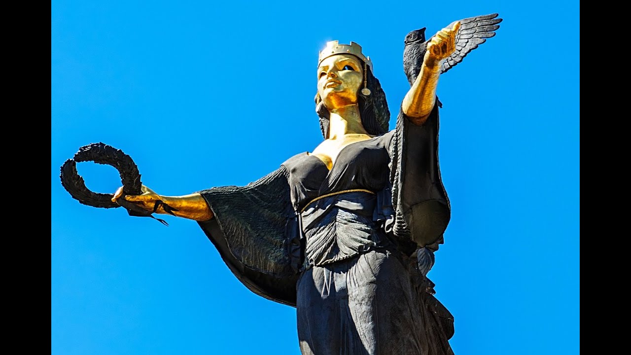 Valery Tsekov (Valio) and Desi - 