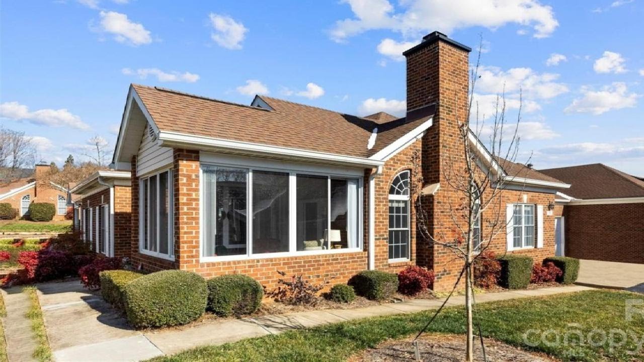 8445 Windsor Ridge Drive, Charlotte, NC Presented by Jill Carnahan.