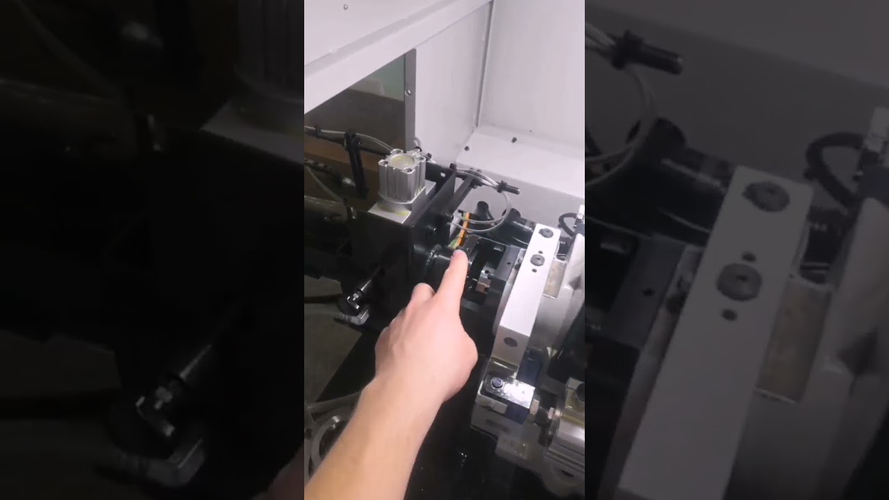 JSL-20AB. Регулировка усилия зажима цанги шпинделя.