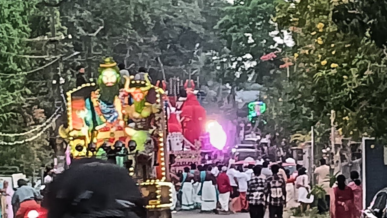 ശിവരാത്രി മഹോത്സവ ഭാഗമായി നടന്ന കെട്ടുകാഴ്ച 🙏🙏❤️ #comedy #funny 