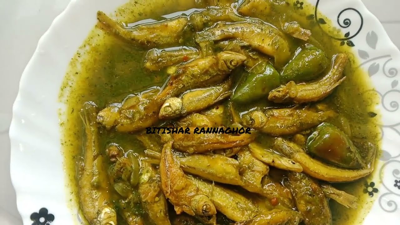 #মৌরলা মাছের ঝাল ধনেপাতা বাটা দিয়ে #Mourala macher jhal dhonepata bata diye 