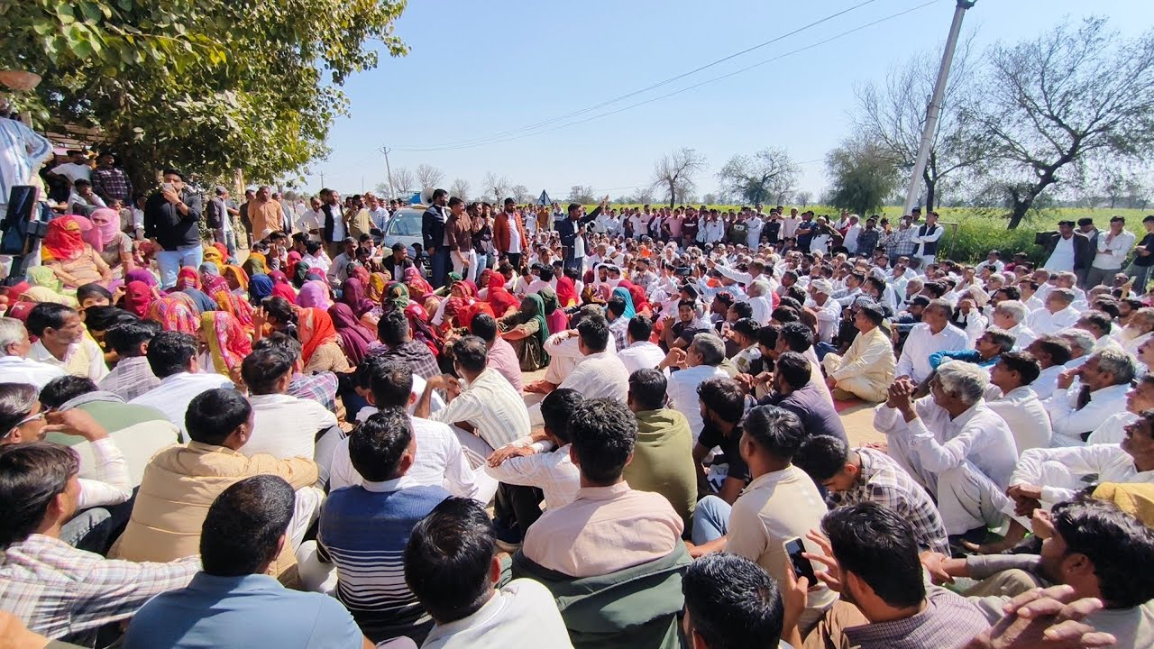 अभिषेक शर्मा के न्याय के लिए नेठराना, गोगामेड़ी थाने के सामने पहुंचे सैकड़ों लोग