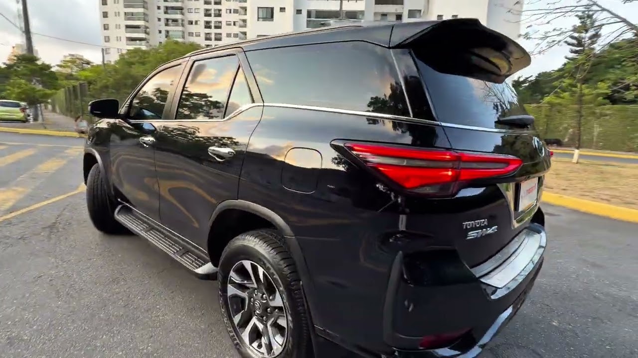 TOYOTA SW4 DIAMOND 2.8 DIESEL 4X4 2025
