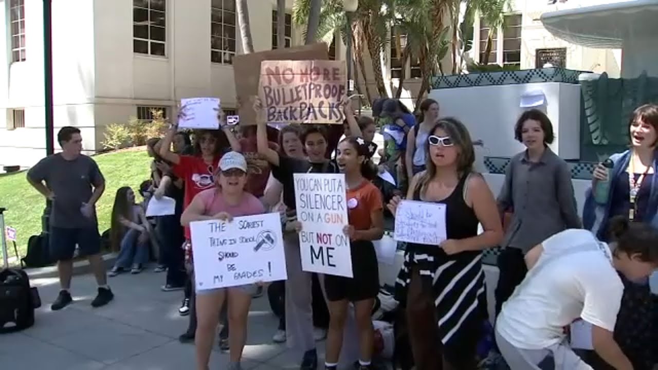 SoCal students join nationwide walkout against gun violence