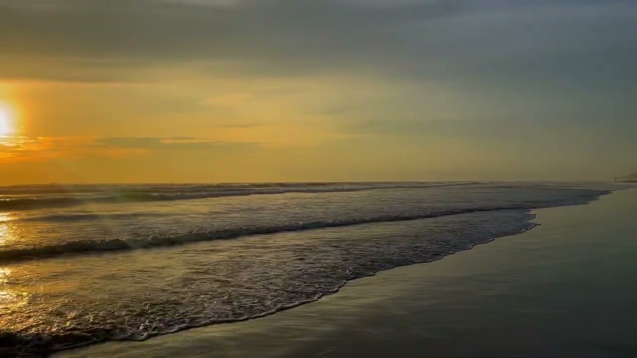 Full Un-Looped Sunset on a Tropical Beach | 1 Hour Calming Ocean Waves for Deep Sleep | 4K ASMR