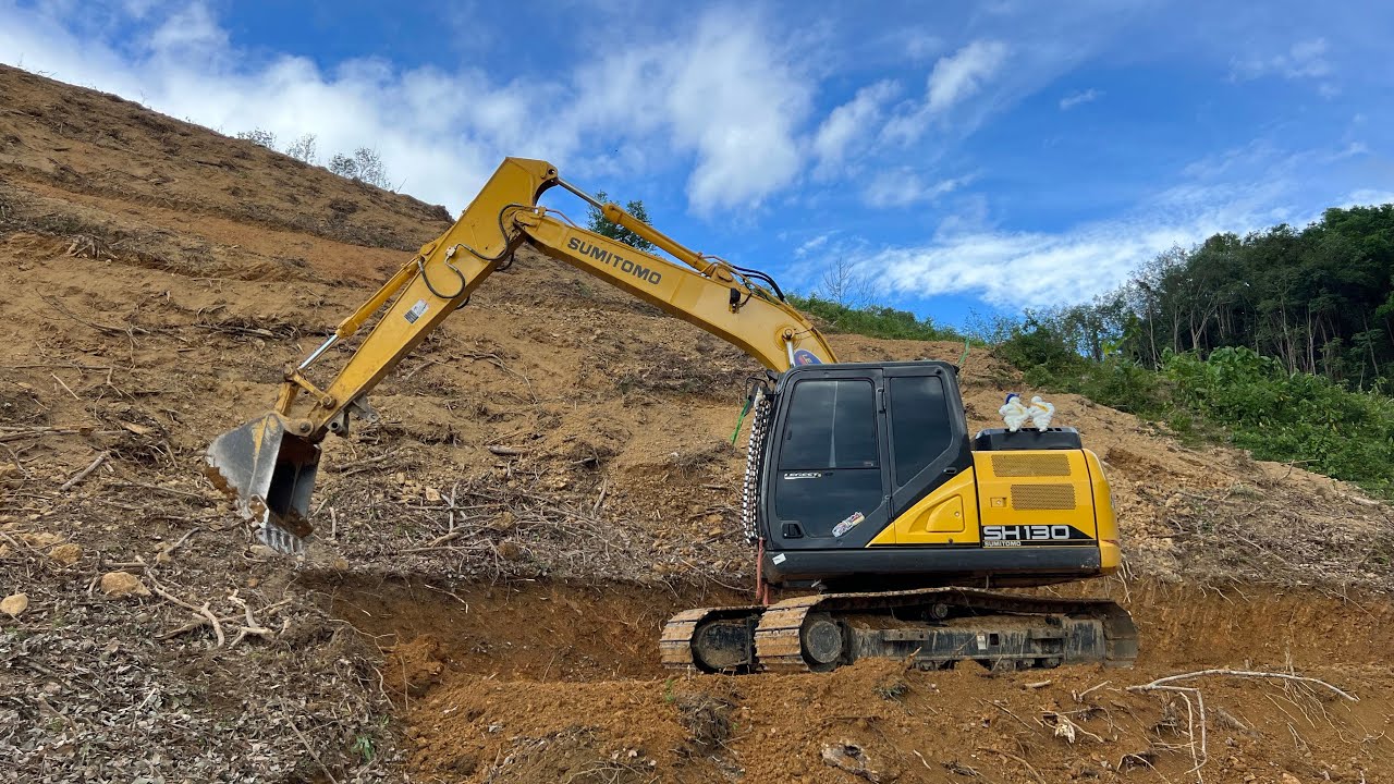 มาดู SUMITOMO SH130-6 ตัดทางคอนทัวร์บนภูเขาสูงชัน
