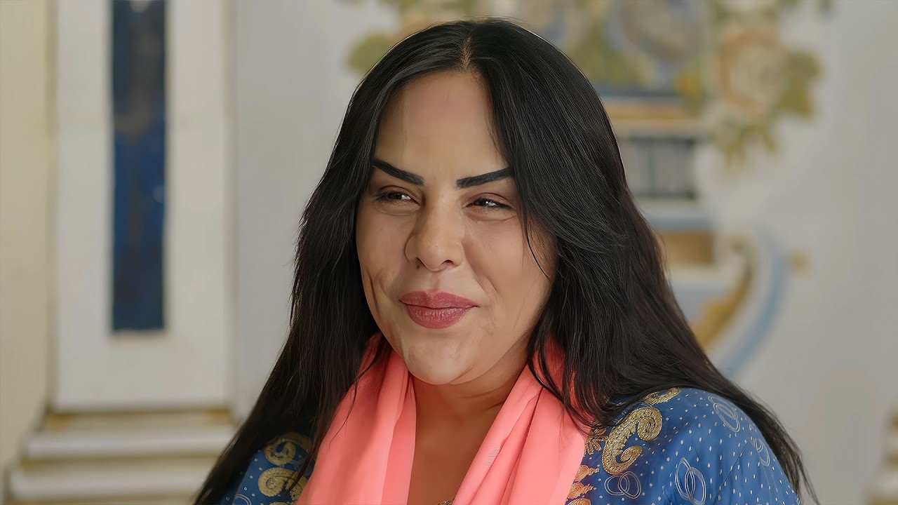 الخدامة شافت جريمة قدام عيونها والعصابة شافوها! مرض ابنها كانو الو حكمته وهي ان حكيمه ينقذ حياتها!