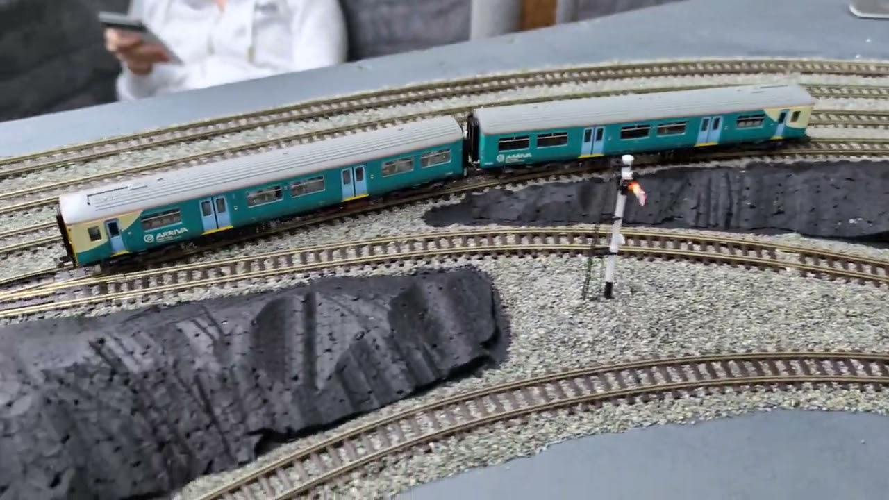 Graham Farish Class 150 DMU DCC Sound Conversion (N GAUGE) by Hookstone Models