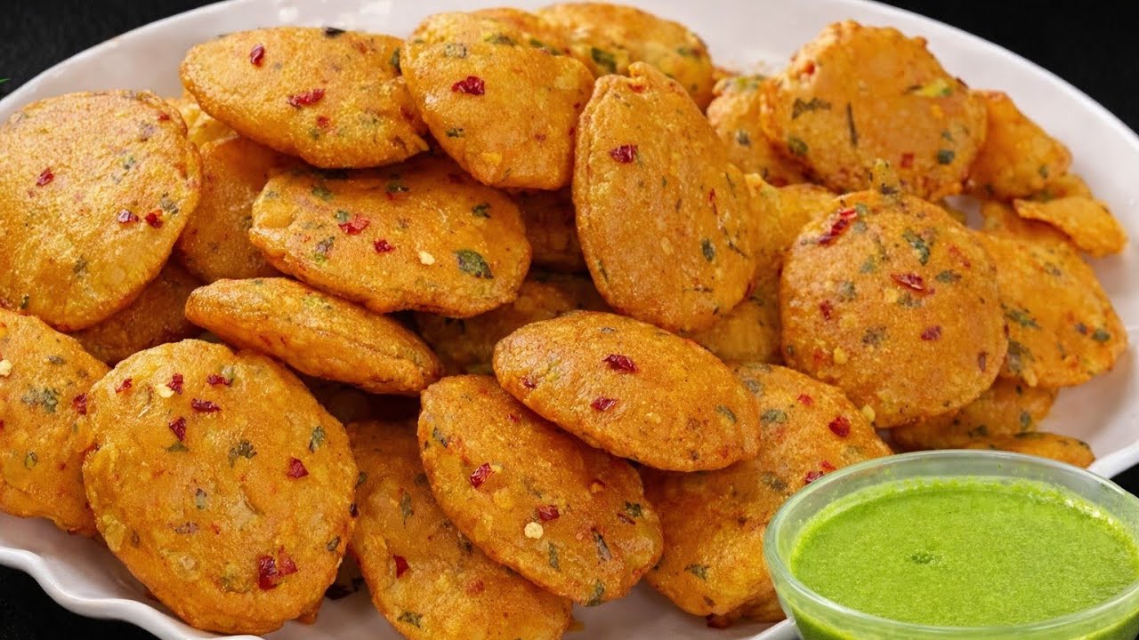 Crispy Aloo Pakora Recipe | Ramzan Iftar Recipe | Pakore Banane ka Tarika