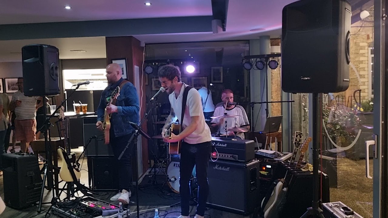 Robbie Williams Strong / Cover by The Casuals / Ex Mallory Knox