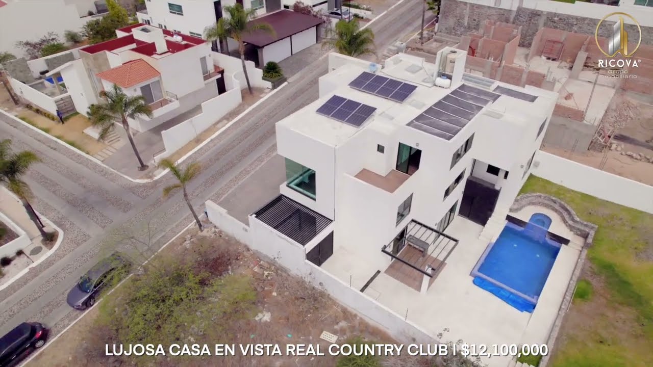 Lujosa Casa en Vista Real Country Club | $12,100,000