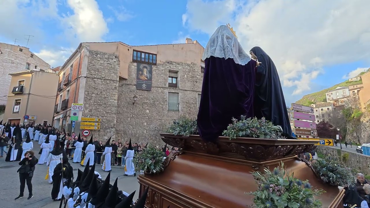 Ntra Señora de los Dolores y las Santas Marías por la Puerta de Valencia Semana Santa de Cuenca 2025
