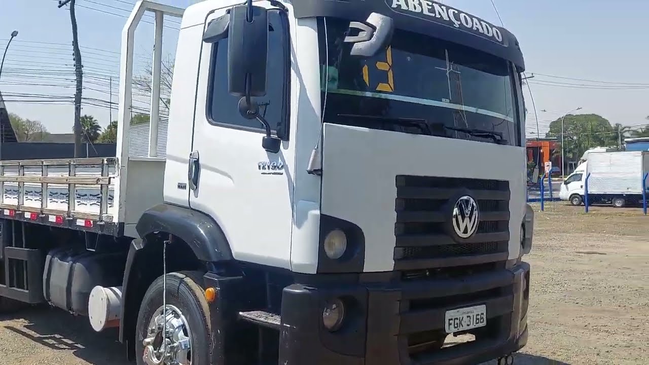 CONSTELLATION 4×2 17.190 NA CARROCERIA 