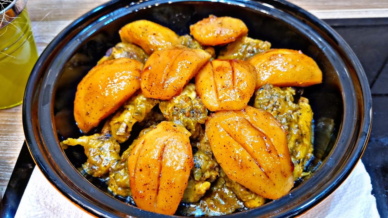 طاجين الدجاج بالسفرجل المعسل