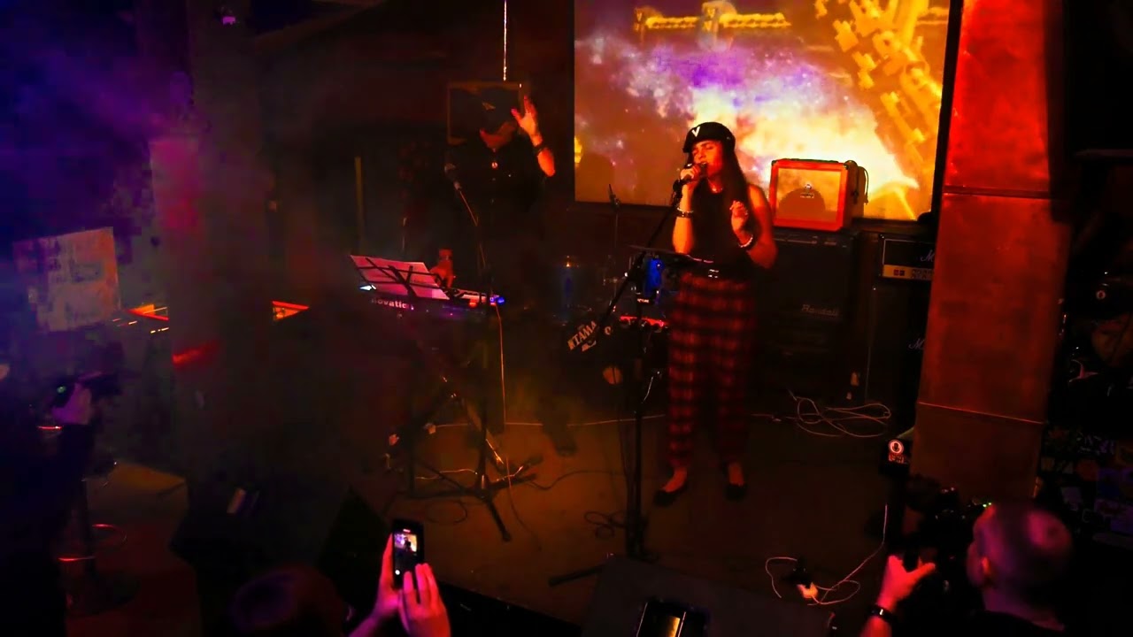 Ольга Восконьян - Стоп (Live in Griboedov club)