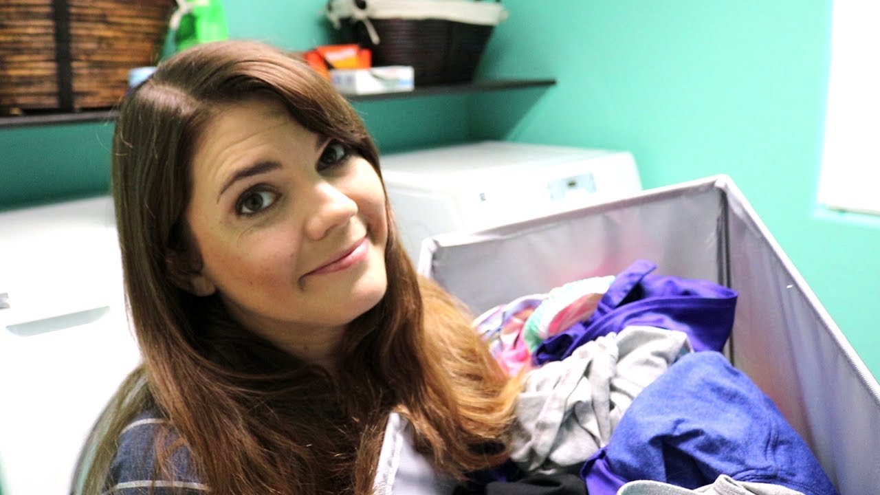 MORE LAUNDRY SPEED CLEANING ROUTINE // CLEAN WITH ME