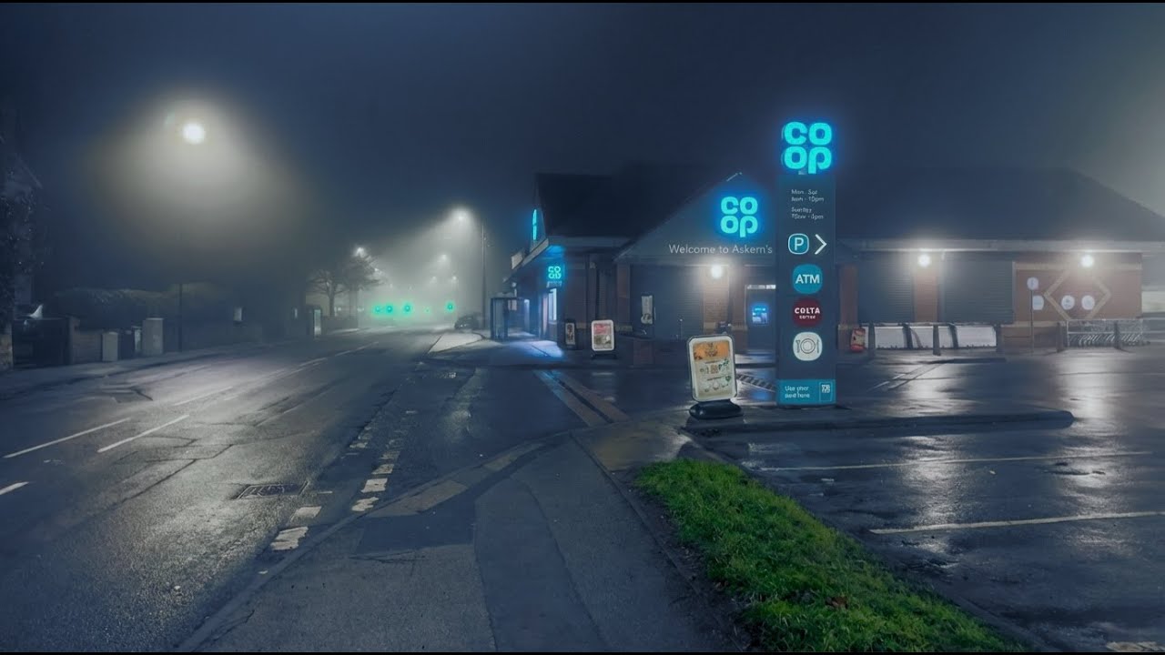 4AM Foggy Walk in England Eerie Night Ambience