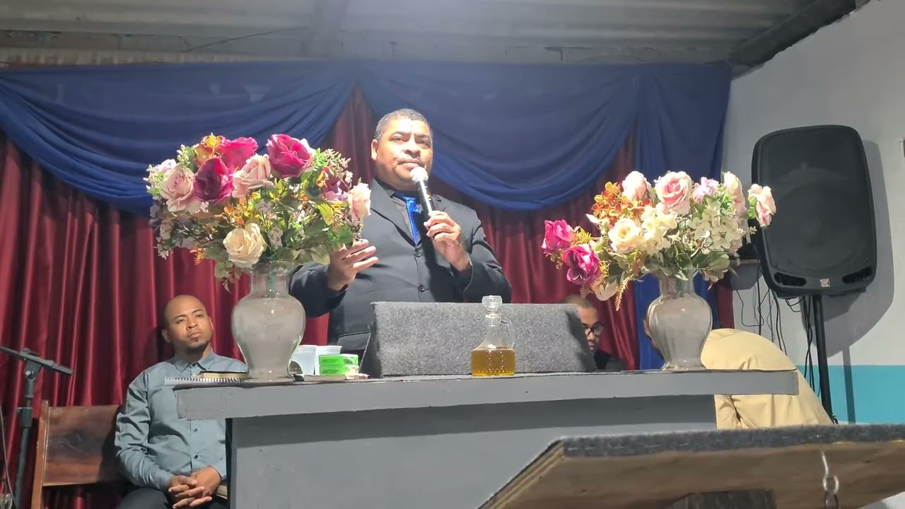 Gilson Pregando - Definição de Deus Para Ir Até O Fim.