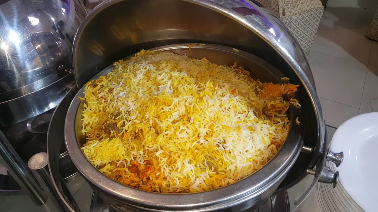 Wedding Dinner in Pakistan | Biryani and Tikka | Chicken karahi and Gajar Ka Halwa