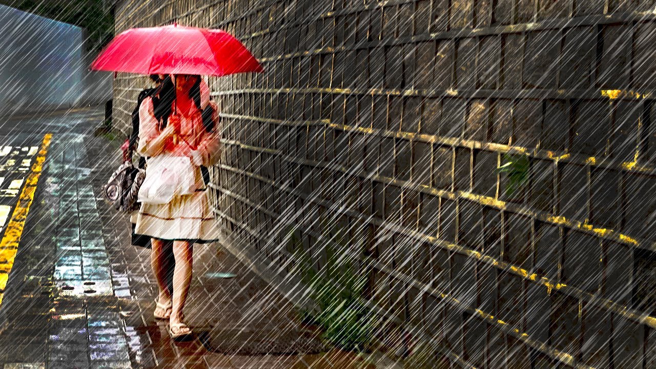 4K Walking in Heavy Rain In Wessex Estate Black & White British Colonial Buildings Singapore
