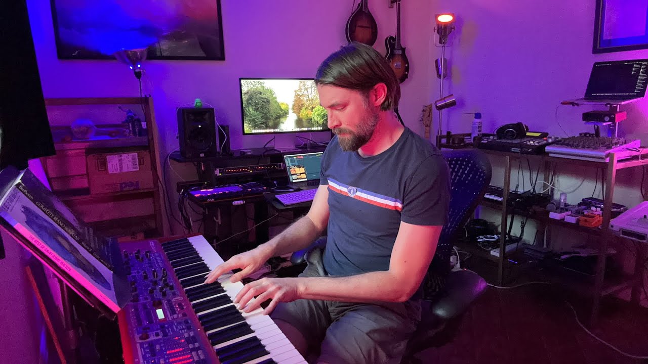 Disparition - Live piano improv