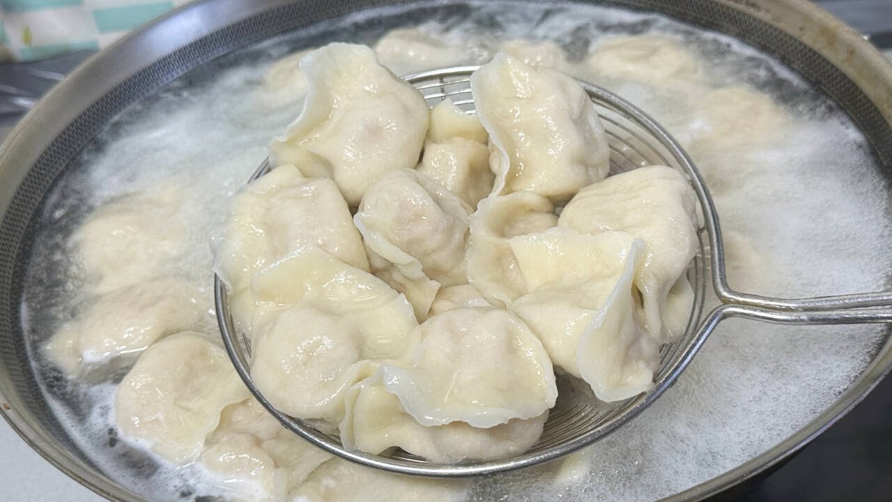 调白菜饺子馅，切记要给白菜杀水，饺子店老师傅教我一招，超够味#food #like #cooking #美食教程