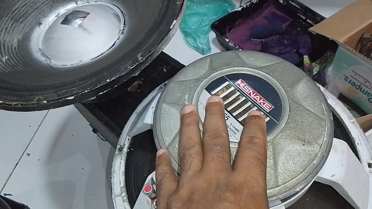 Assunto que vc aí amante da etiqueta não está pronto (@) para ouvir 
