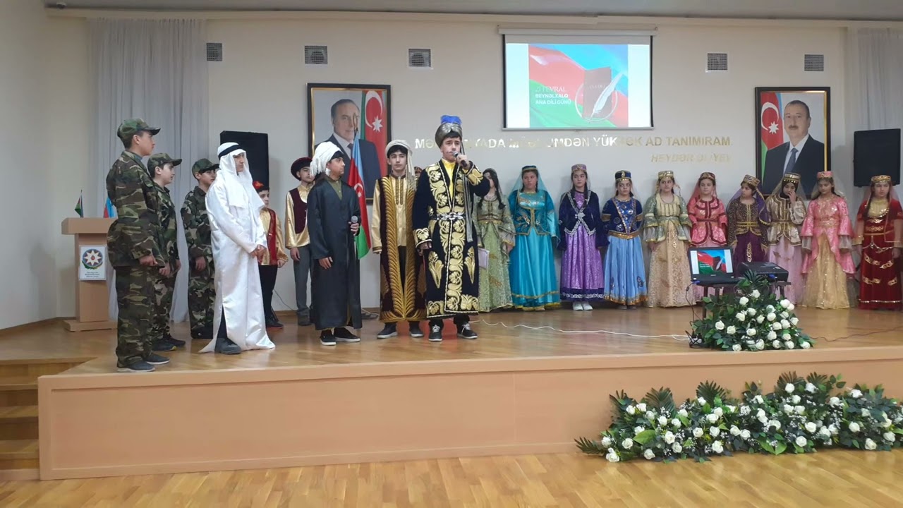Suraxani rayonu 208 nomreli mektebde mohtesem 