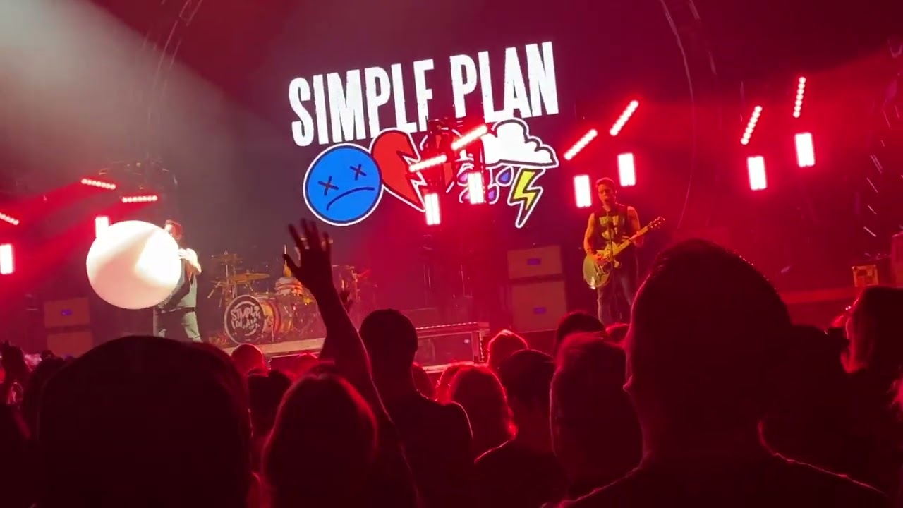Summer Paradise - Simple Plan - Nov. 18th, 2022 - Winnipeg 