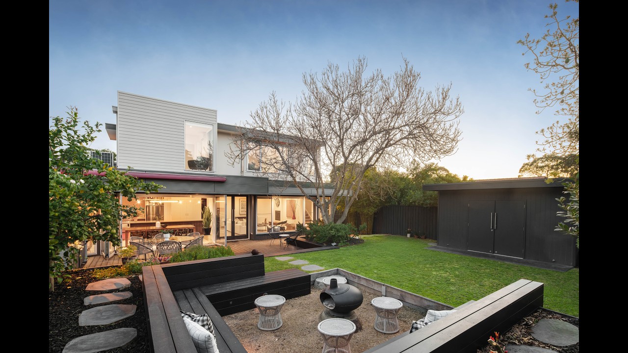 2 Clonard Avenue, Elsternwick