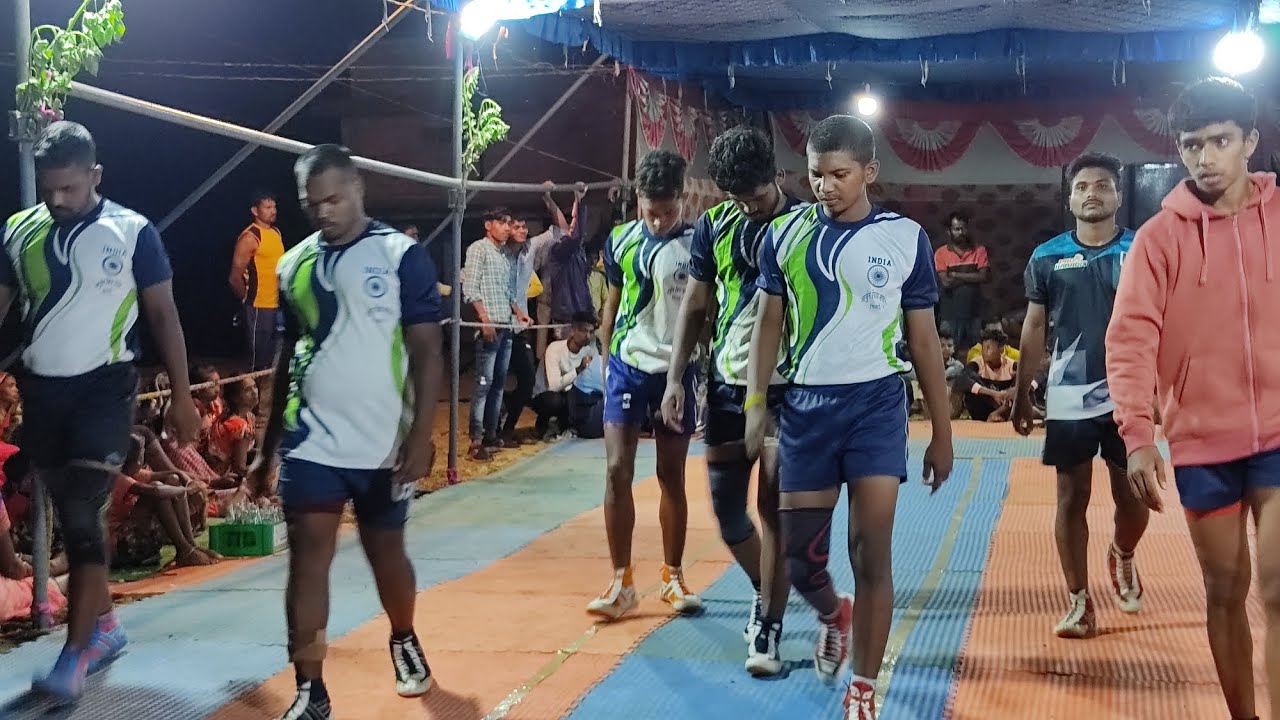 Jay Hind club Bhilai vs jharmokhli final match in village karela, ranitarai ( cg )