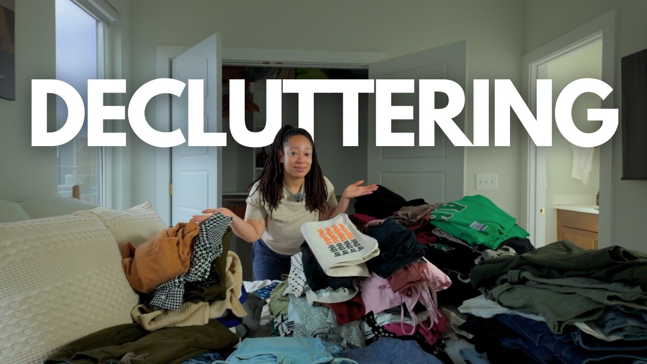 Decluttering: Roommate Moves In 1 Week & I Need to Clear the Spare Bedroom (Closet Cleanout)