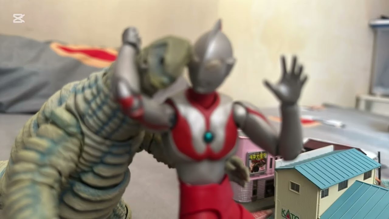 episode 12. ultra brothers vs kaijus. kaiju frenzy!