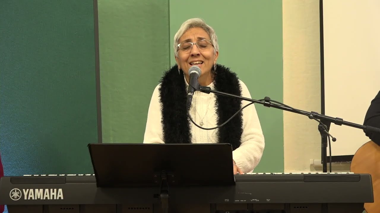 Sunday 23-11-25 من هو يسوع المسيح /  نادرة نبيل