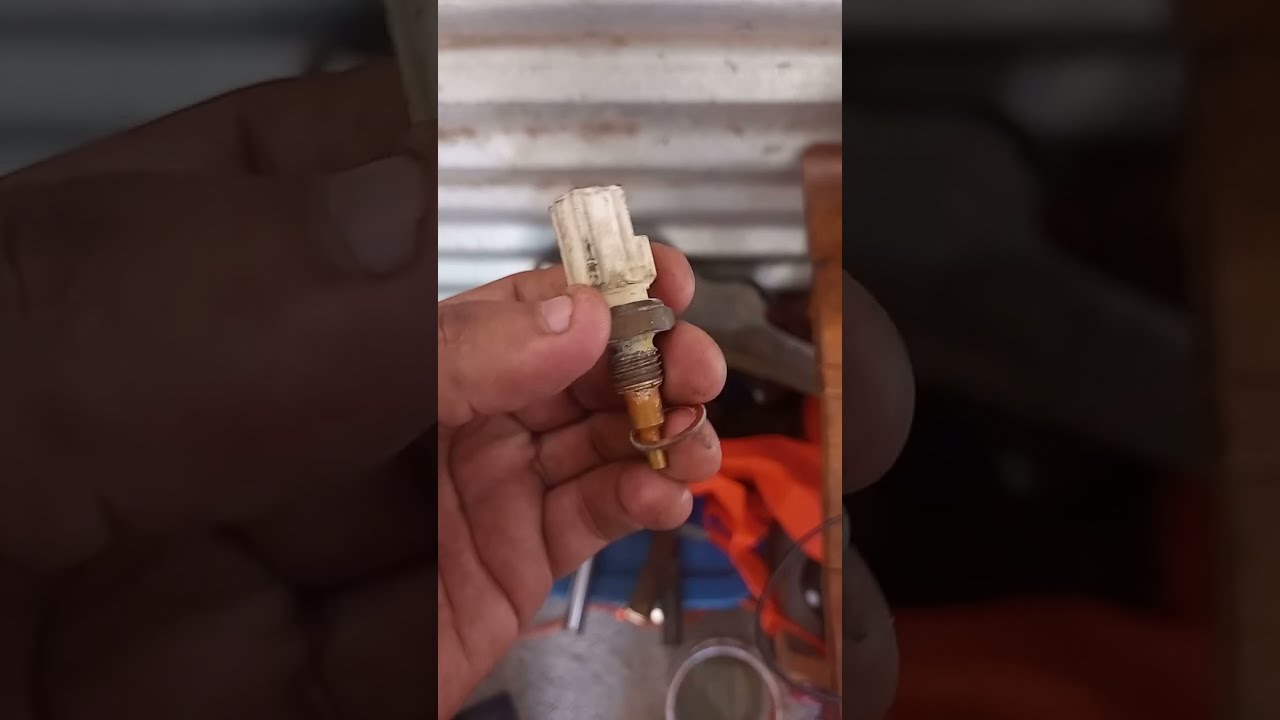 CHECANDO SENSOR DE TEMPERATURA SUZUKI GSX 150