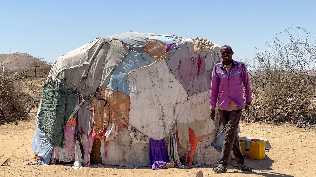 Afrika Deve Pazarı ve Somali'de Çölde Çaputtan Evlerde Yaşam / 536