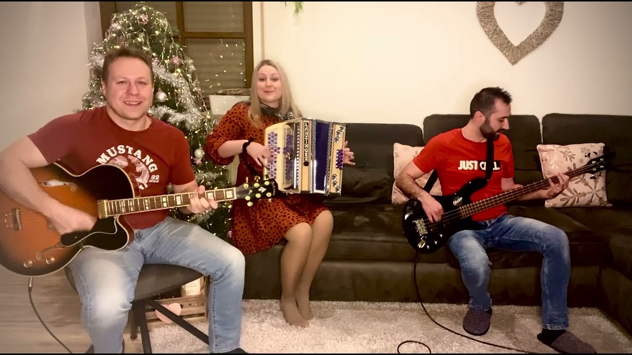 Katja mit Freunden - Zillertaler Hochzeitsmarsch ( Zillertaler Schürzenjäger )