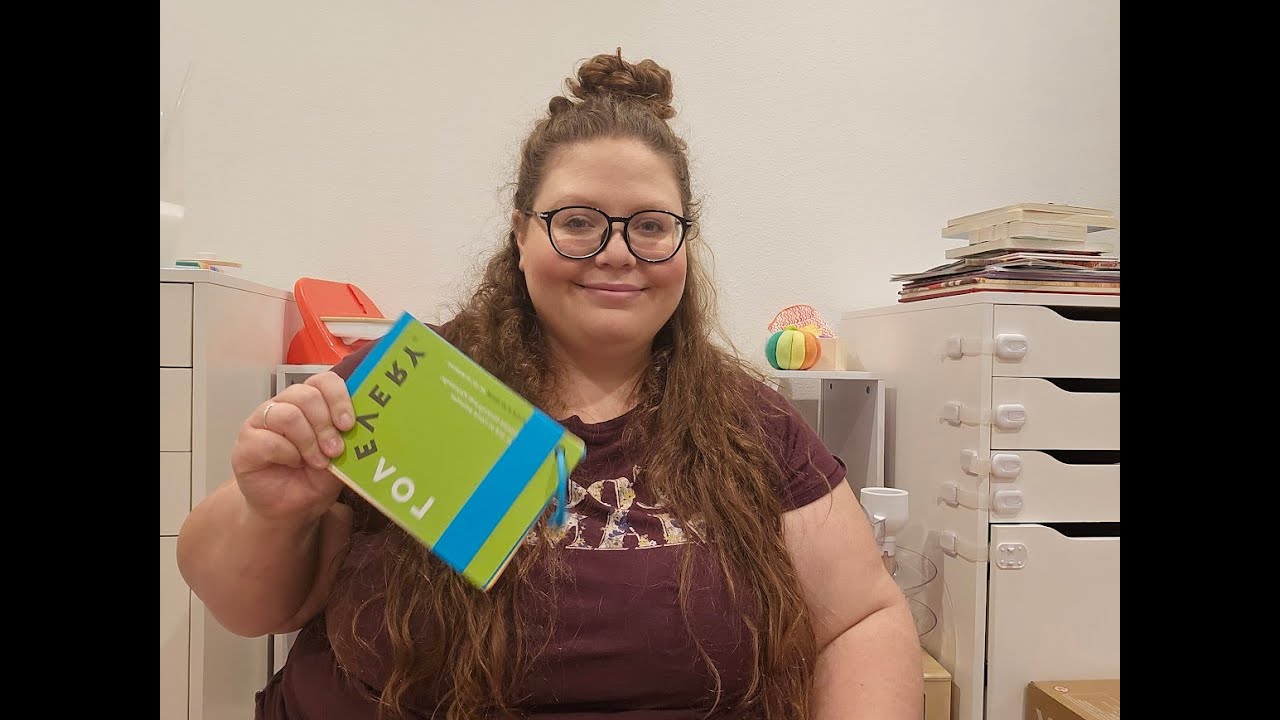 Lovevery Unboxing: The Connector Play Kit (Months 49-51)