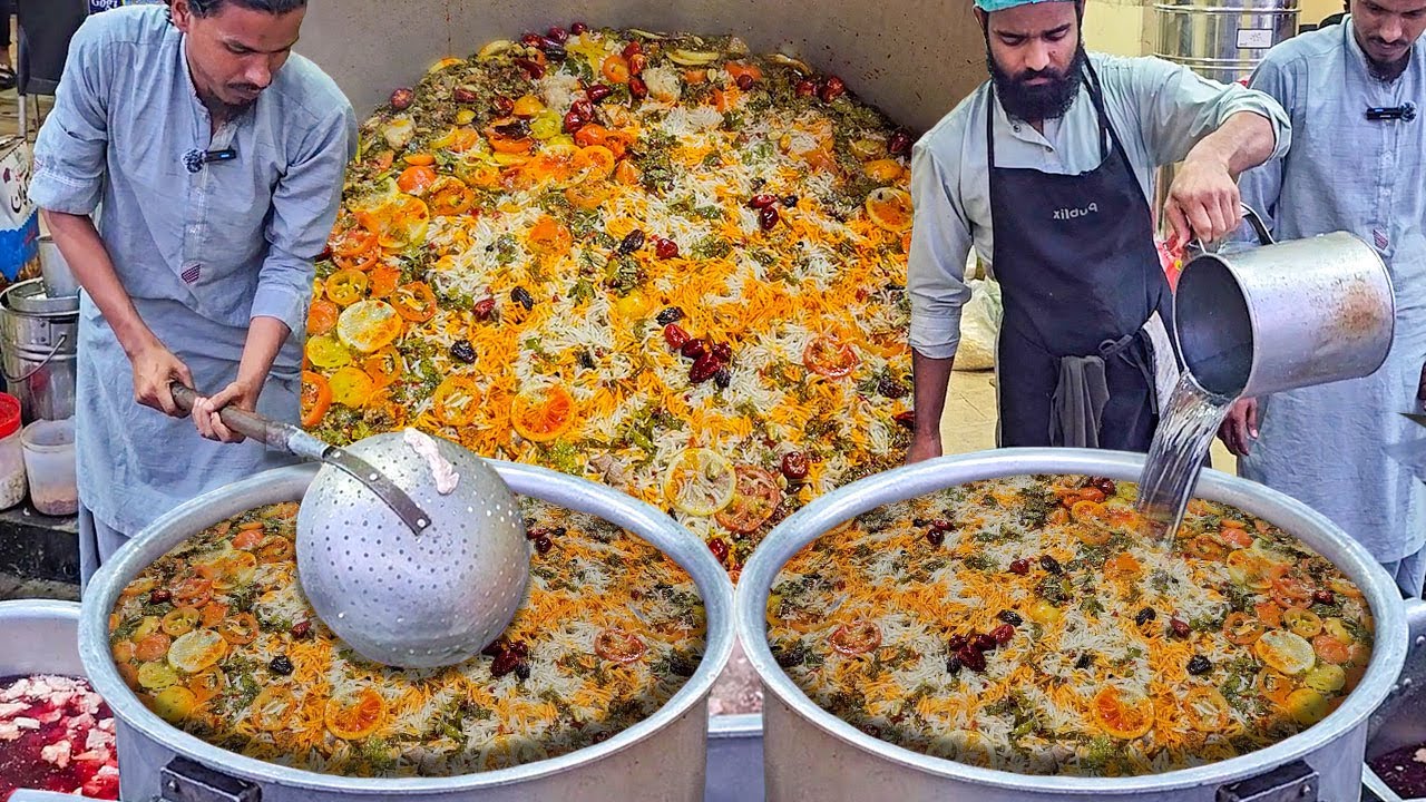 Hyderabadi Pulao Making Recipe! Roadside COOKING BEEF BIRYANI | Street Food Yakhni Pulau Recipe