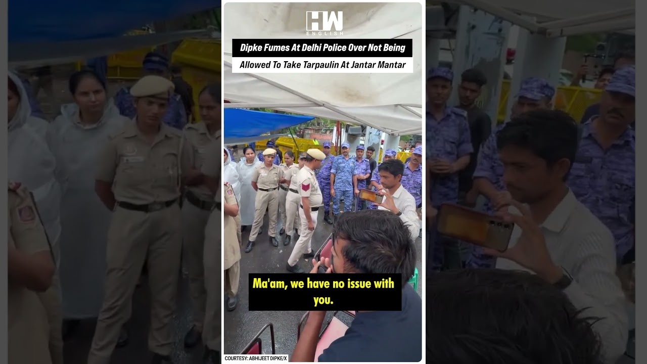 #Shorts | Dipke Fumes At Delhi Police Over Not Being Allowed To Take Tarpaulin At Jantar Mantar
