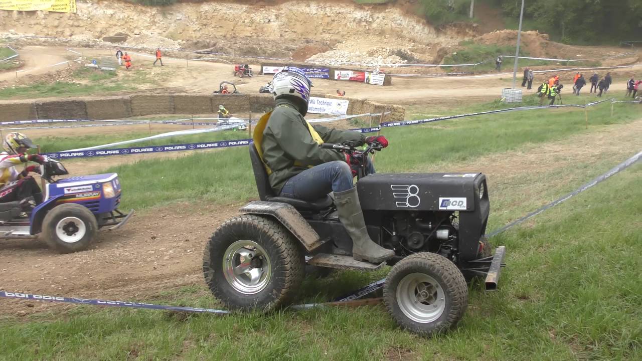 24 h tracteurs tondeuses Les petites Armoises 2016