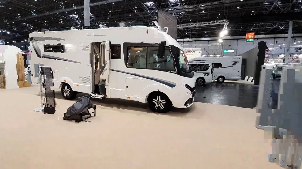 Relatively inexpensive integrated RV with single beds : Itineo JC740 Traveller