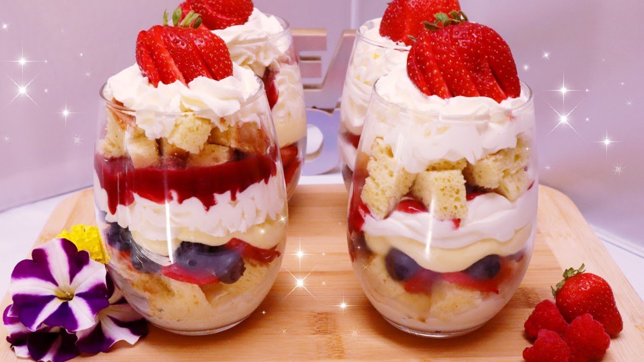 How to make MINI BERRY TRIFLES|TRIFLE RECIPE |QUICK AND EASY|SUMMER DESSERT