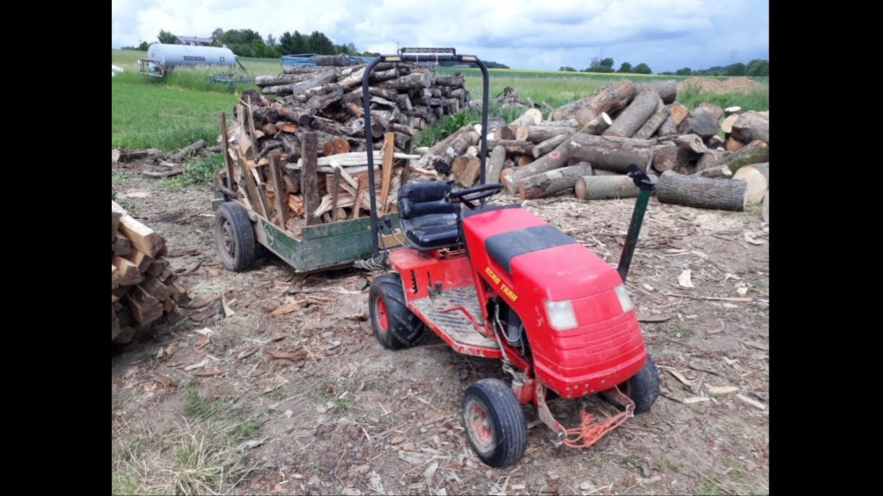 Wood transport with a mower/ Holztransport mit einem Aufsitzmäher/ Echo Trak