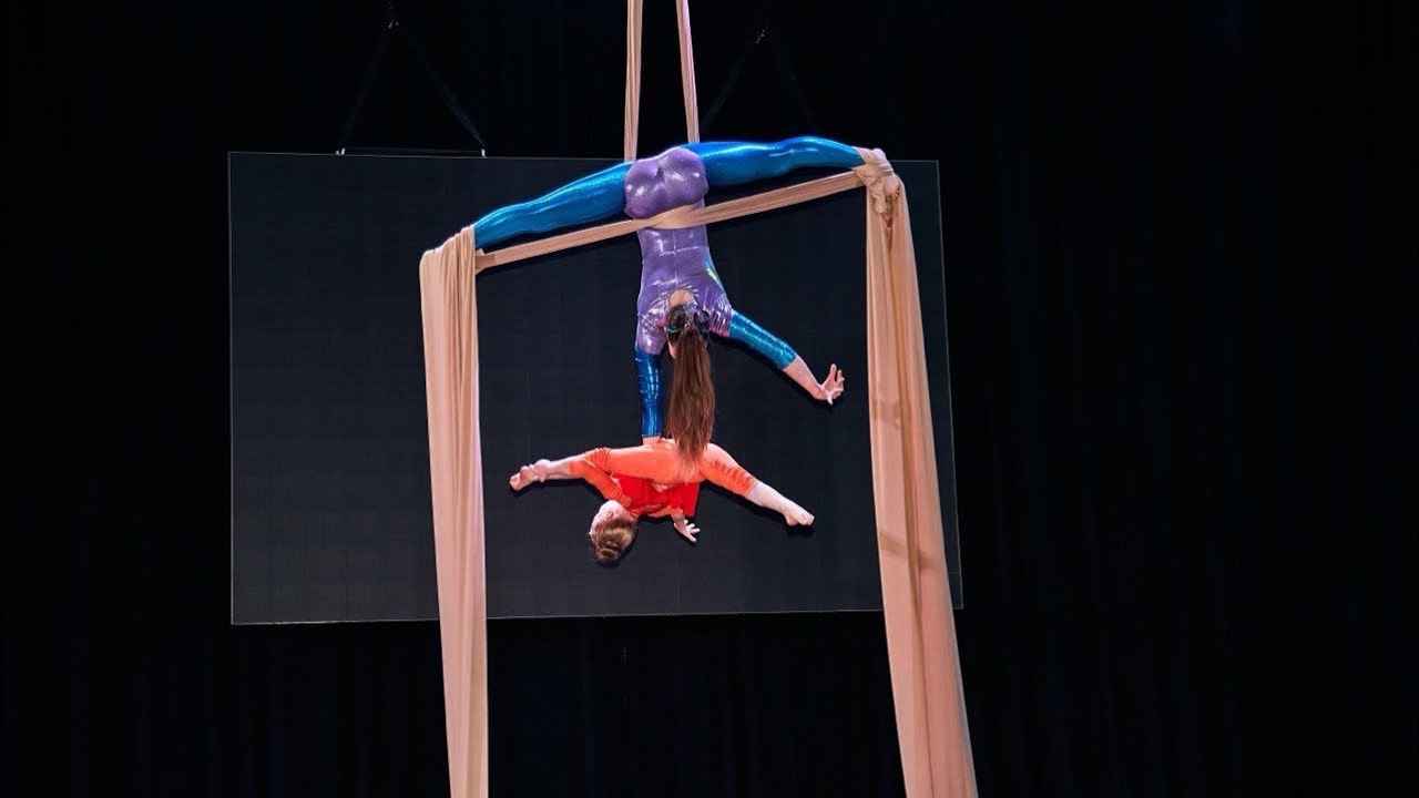 Duo Silks Voitovych circus school