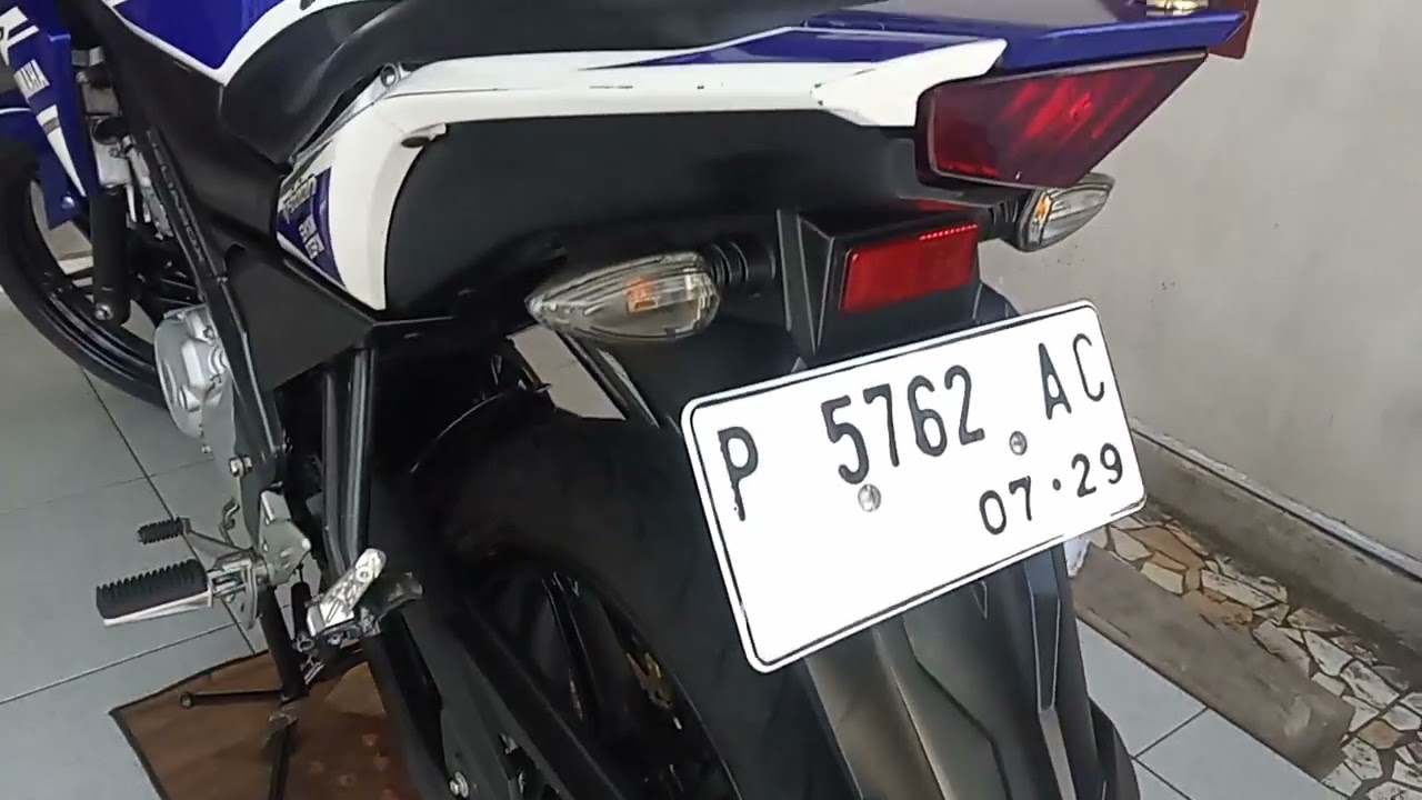 Ready Yamaha New Vixion edisi Special Edition motoGp tahun 2014 lengkap hidup plat Bondowoso!!????