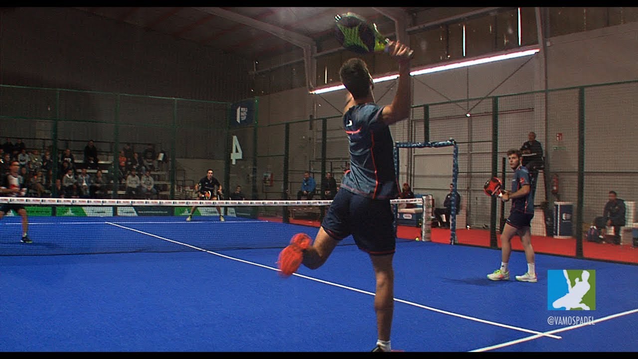 Vamos P&aacute;del. Denis Perino y Fernando Poggi contra Javier G. Barahona Y Momo Gonz&aacute;lez