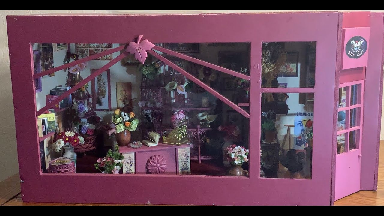 Vitrine miniature; La boutique du fleuriste ( avec un peu de retard)